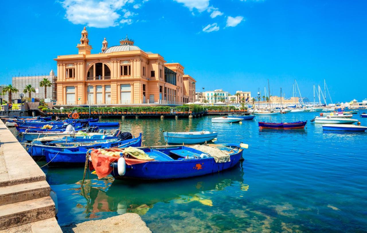 Seagull Apartments - Front And Sea View & Airport Bari Exterior photo