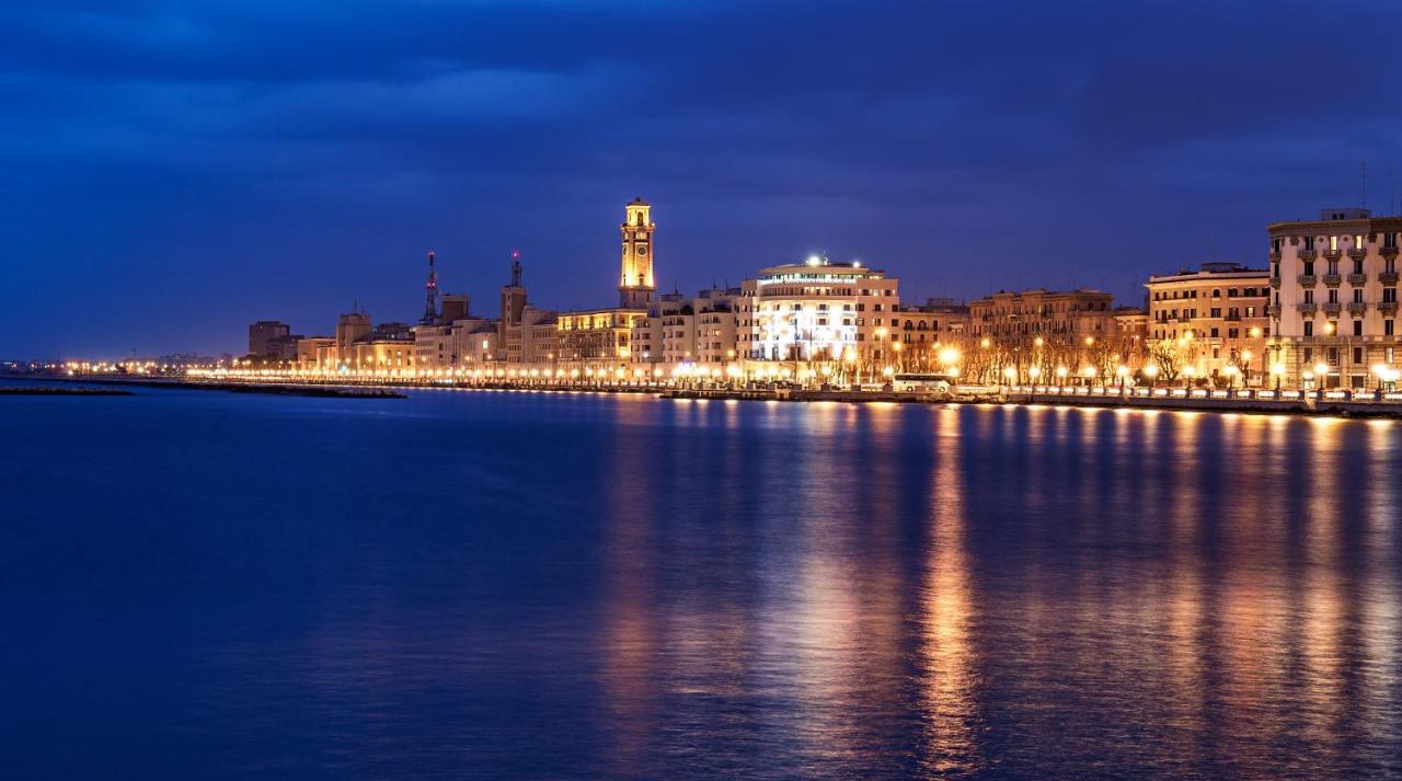 Seagull Apartments - Front And Sea View & Airport Bari Exterior photo